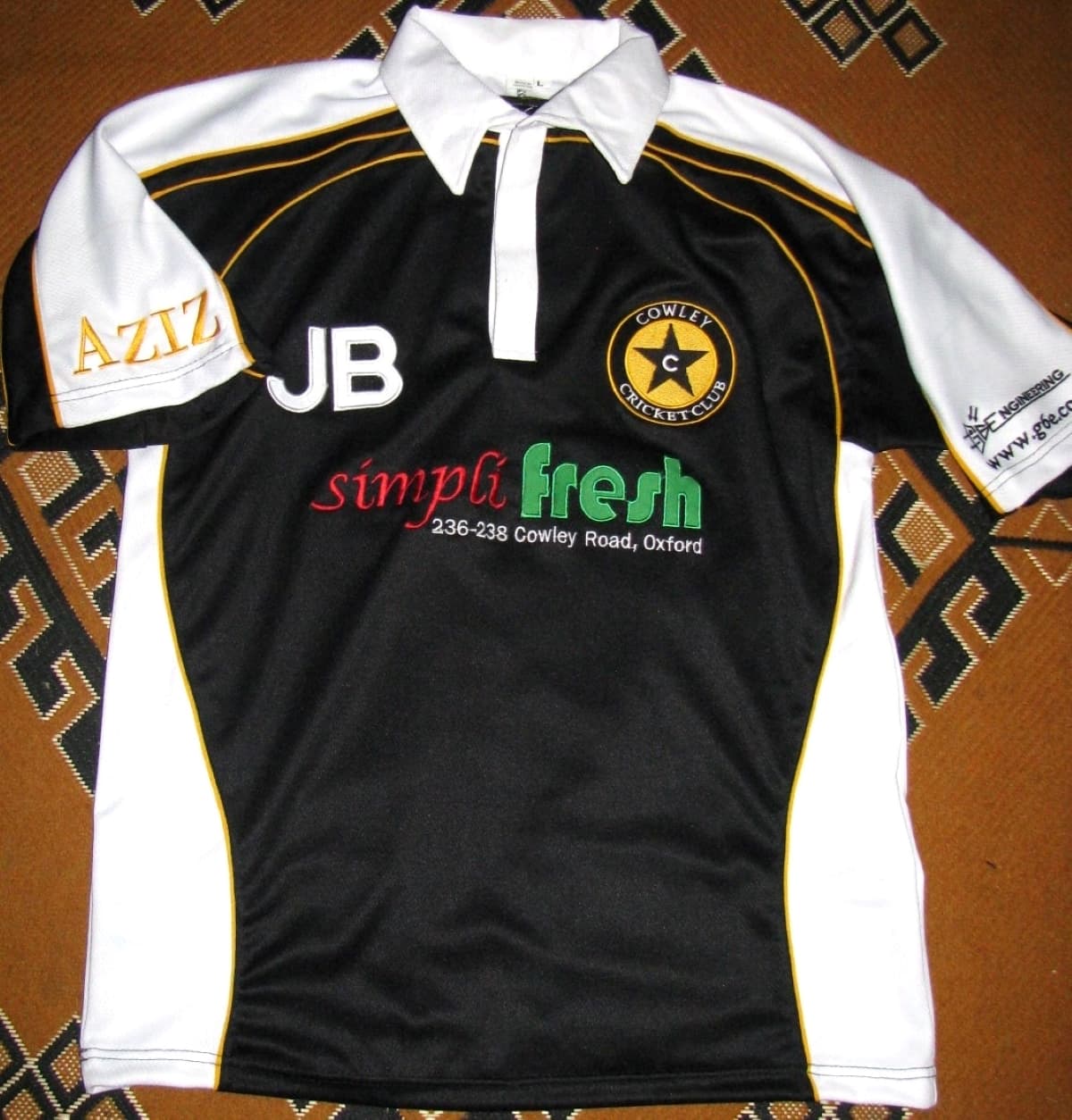 Away Cricket Set — COWLEY CRICKET