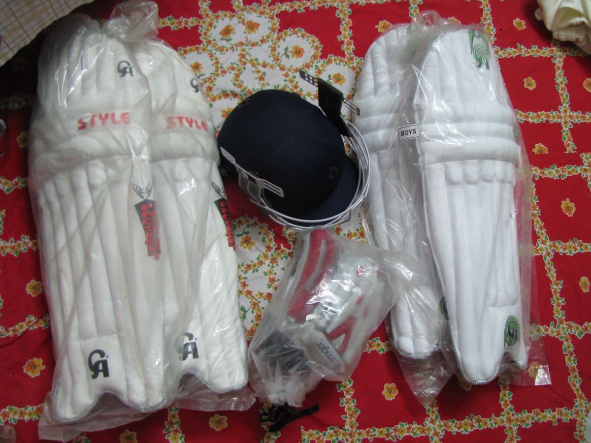 Cricket Equipment Kit — CA