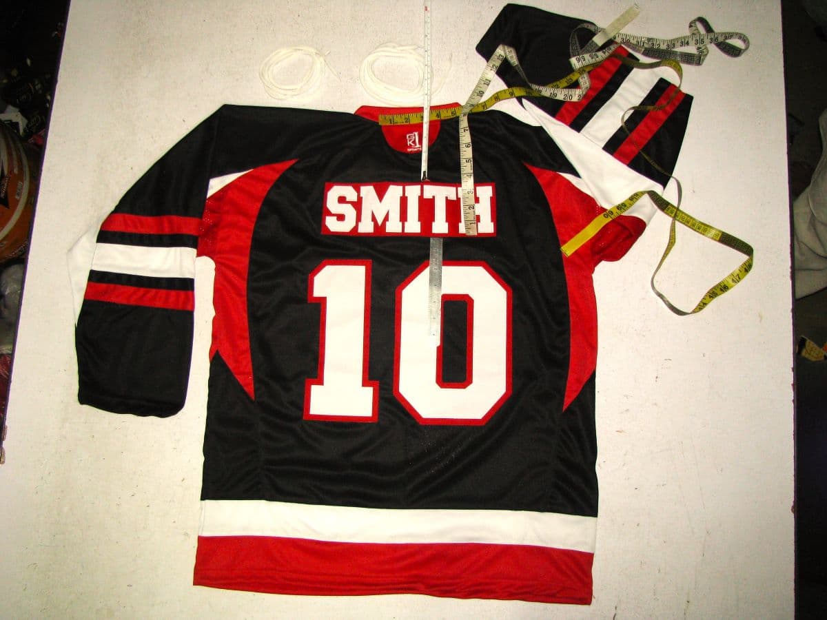 Ice Hockey Jersey — Back — RAIDERS