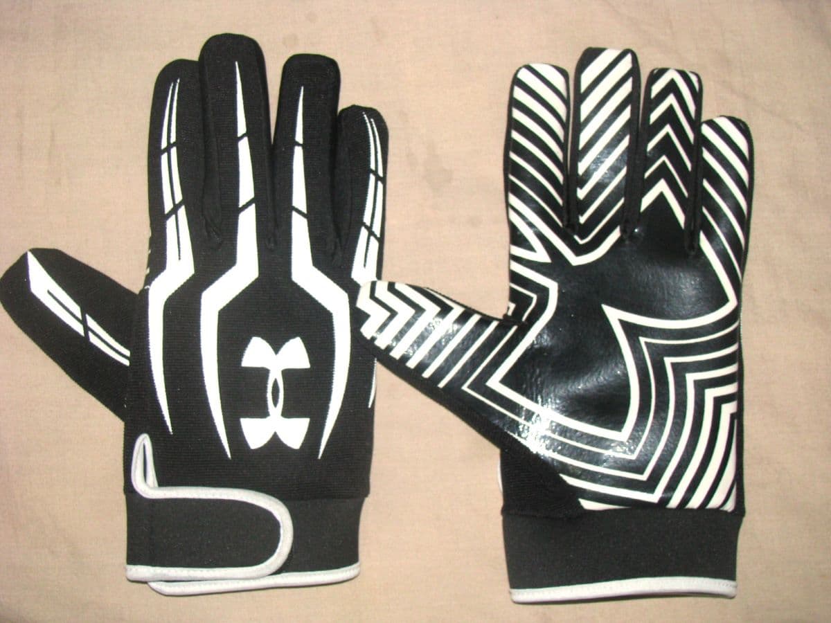 Performance Football Gloves — FITINWEAR